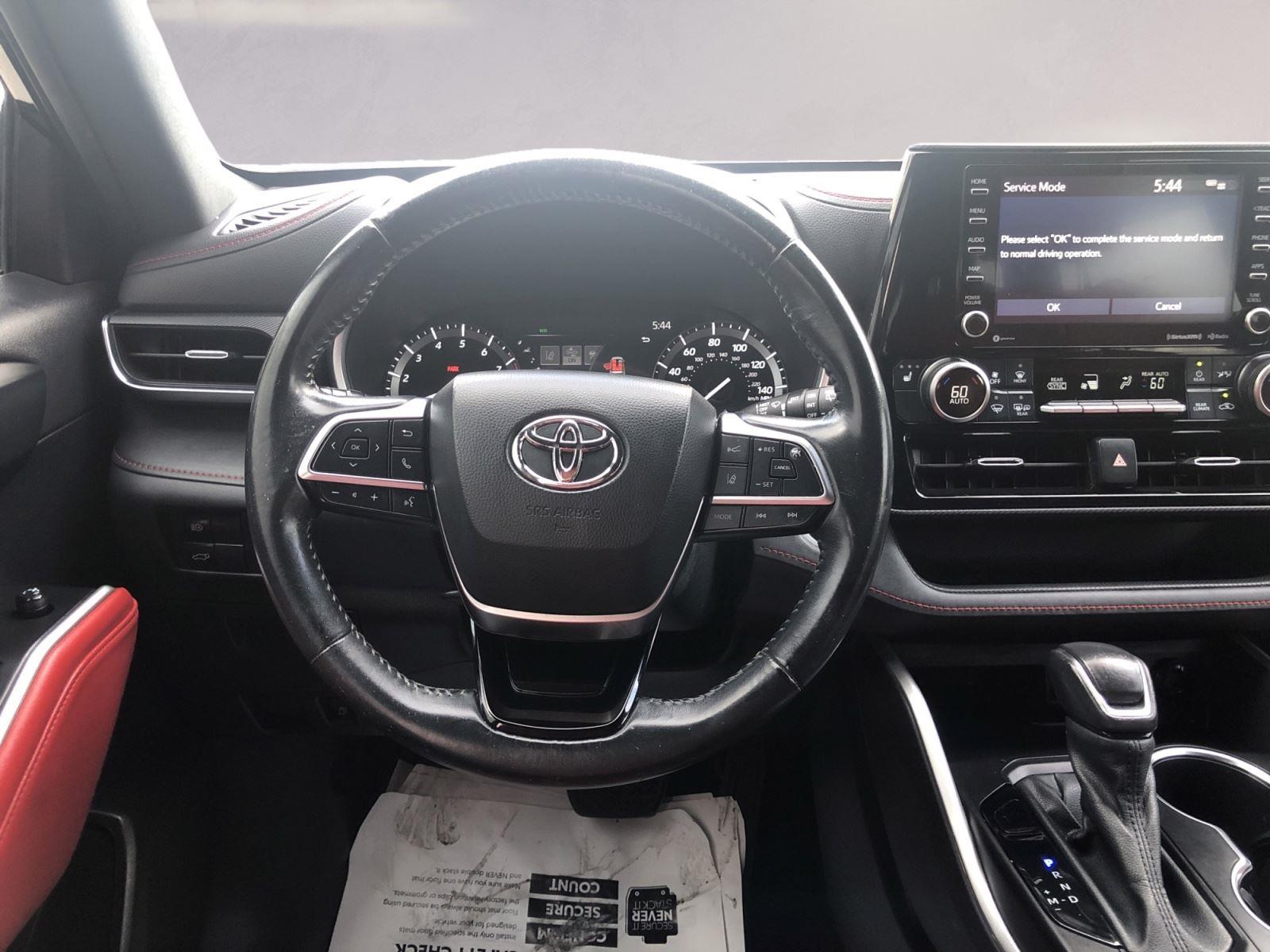 2021 Toyota Highlander XSE photo 12