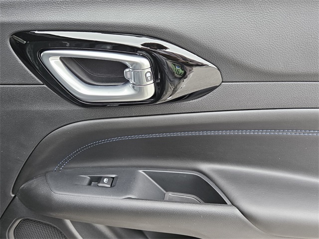 2026 Jeep Compass Latitude photo 13