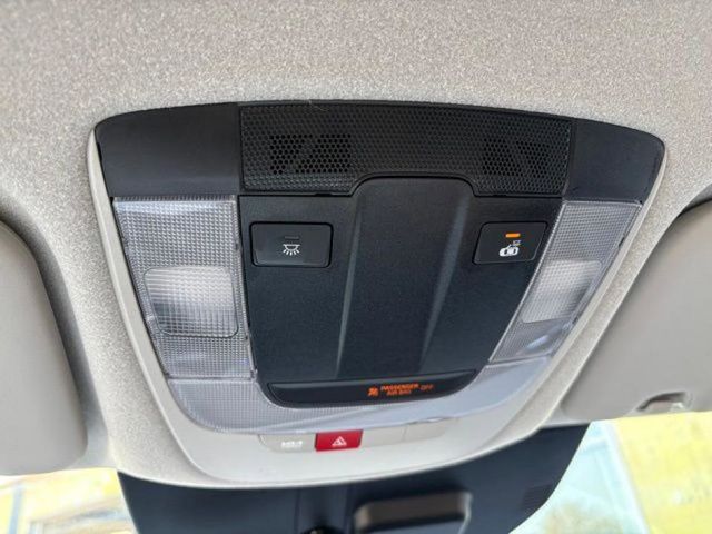 2024 Kia Niro EX photo 17