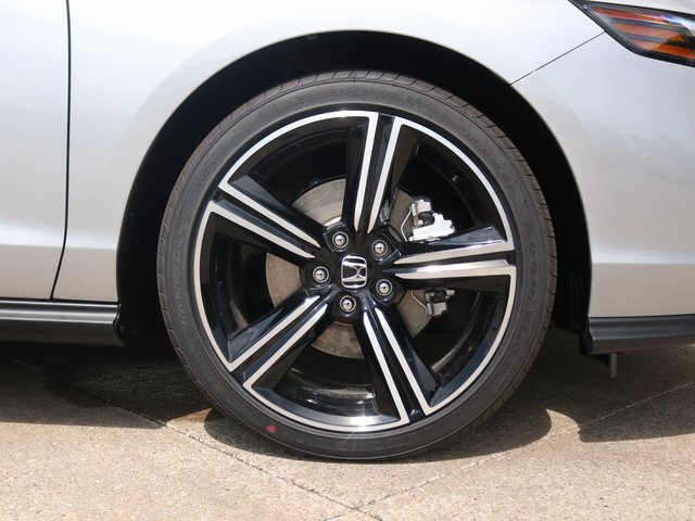 2025 Honda Accord Hybrid Sport photo 2