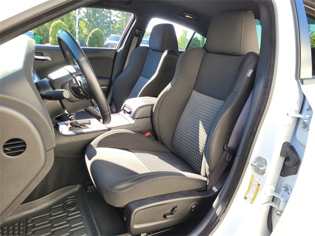 2023 Dodge Charger R/T photo 8