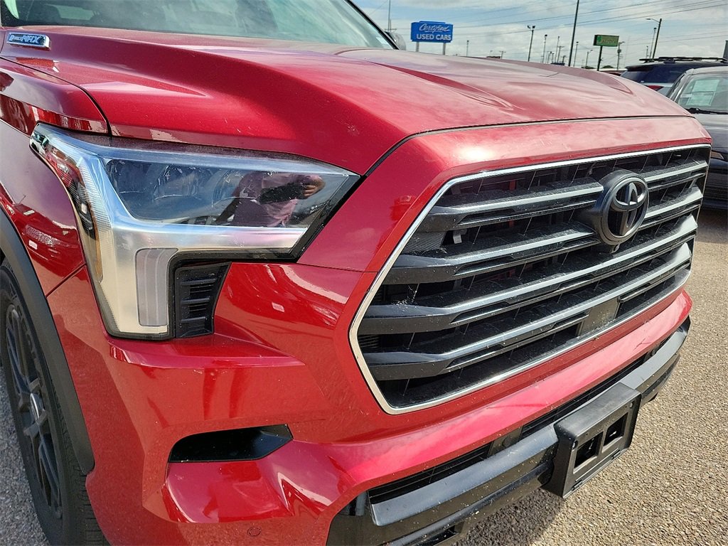 2024 Toyota Sequoia SR5 photo 13