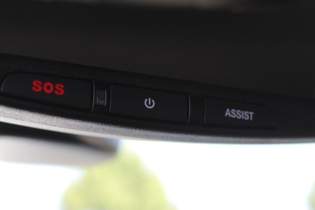 2022 Jeep Cherokee Laredo photo 27