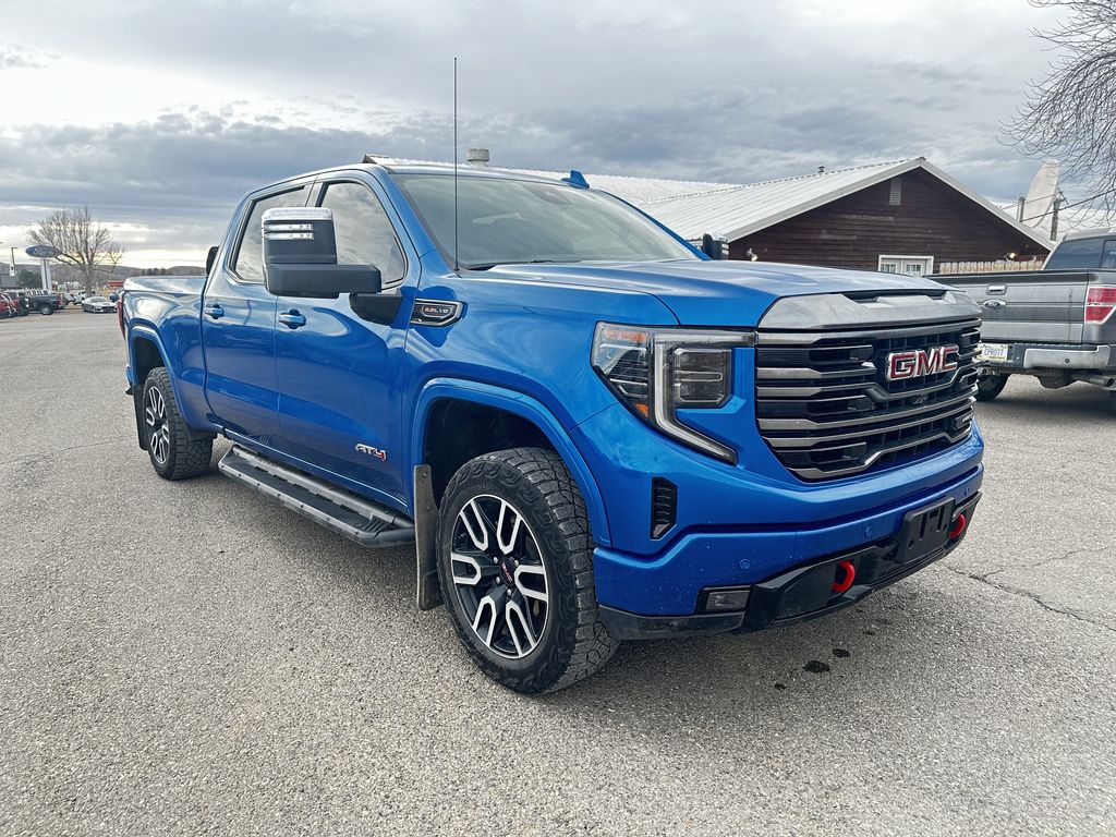 2023 GMC Sierra 1500 AT4's photo