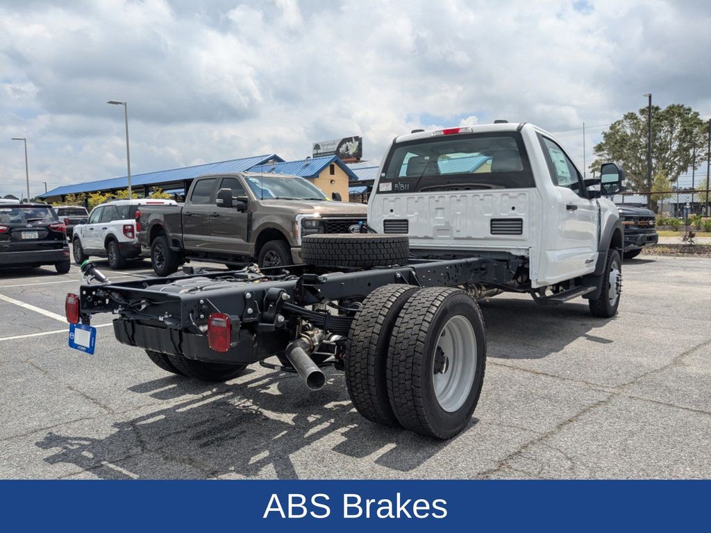 2025 Ford F-550 XL photo 4