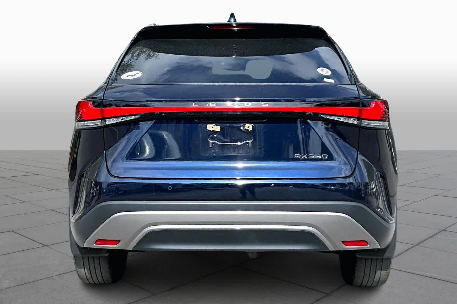 2023 Lexus RX Luxury photo 4