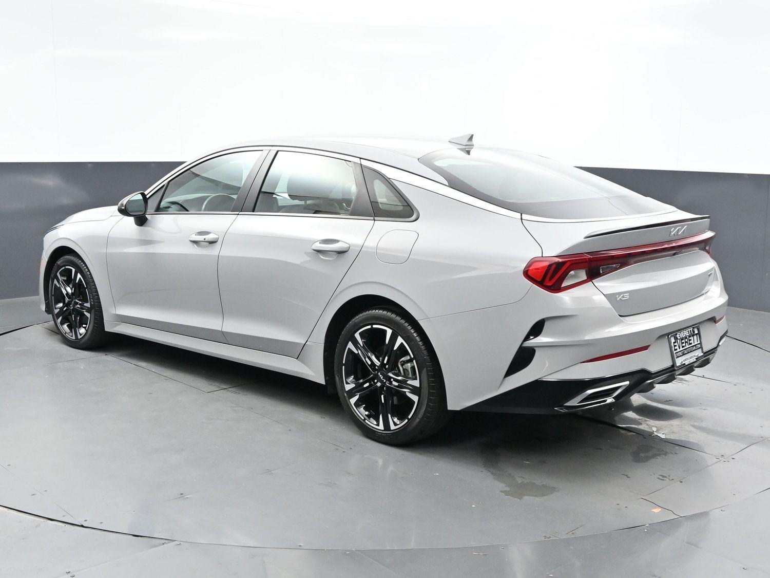 2023 Kia K5 GT-Line photo 5