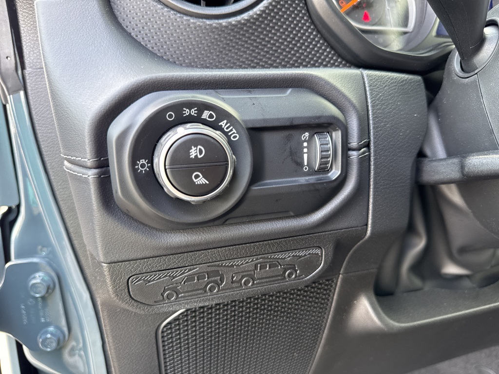 2025 Jeep Gladiator Rubicon photo 47