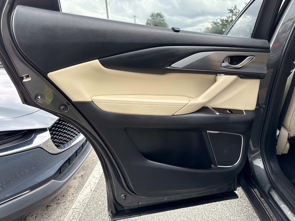 2019 Mazda CX-9 Grand Touring photo 10