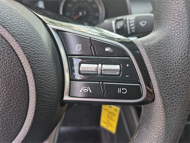 2023 Kia Forte LXS photo 17