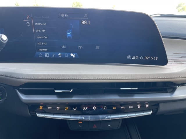 2025 Cadillac XT4 Premium Luxury photo 12