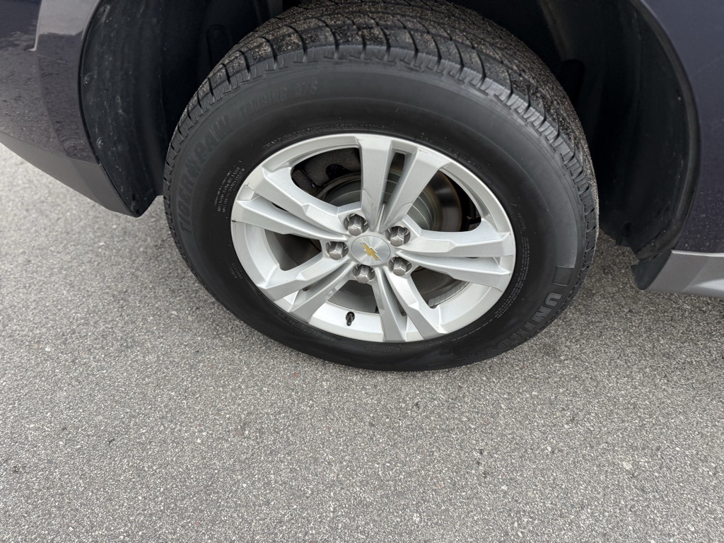 2015 Chevrolet Equinox LS photo 7