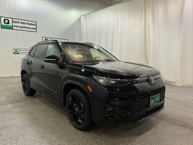 2026 Volkswagen Tiguan SE R-LINE BLACK's photo