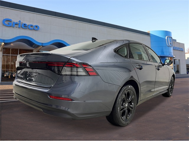 2025 Honda Accord SE photo 5
