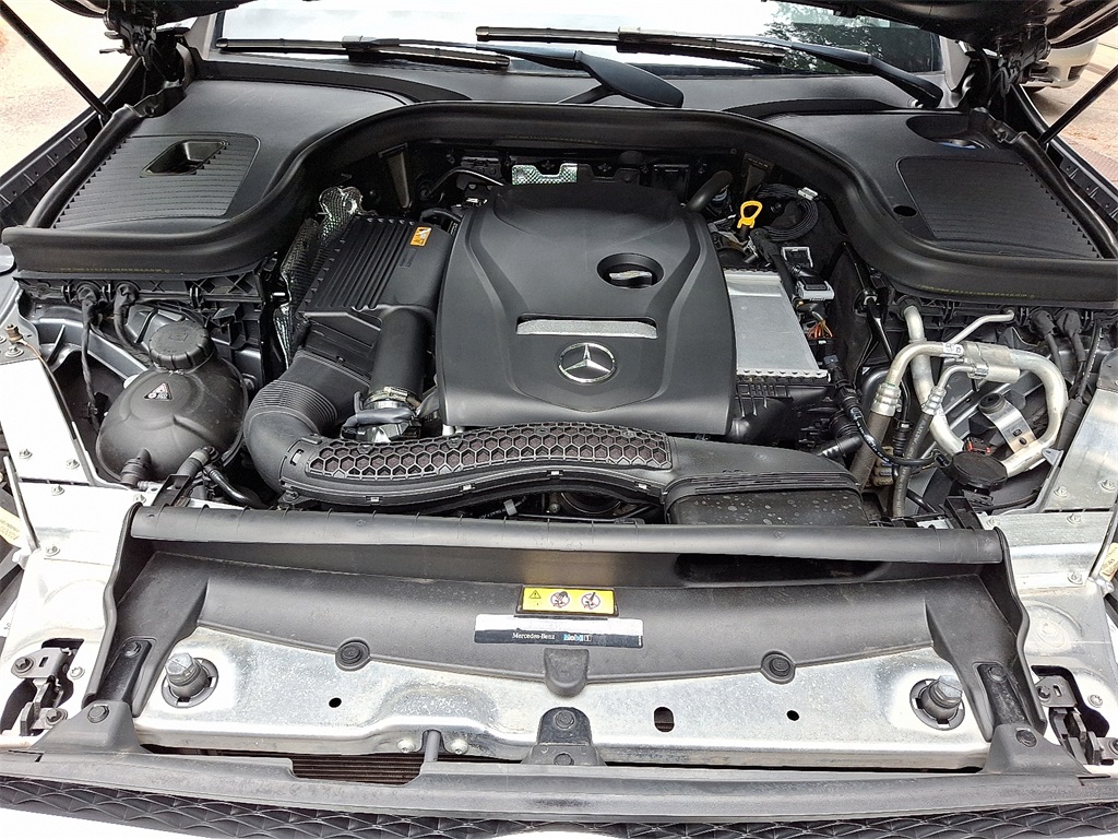 2019 Mercedes Benz GLC 300 4MATIC photo 24
