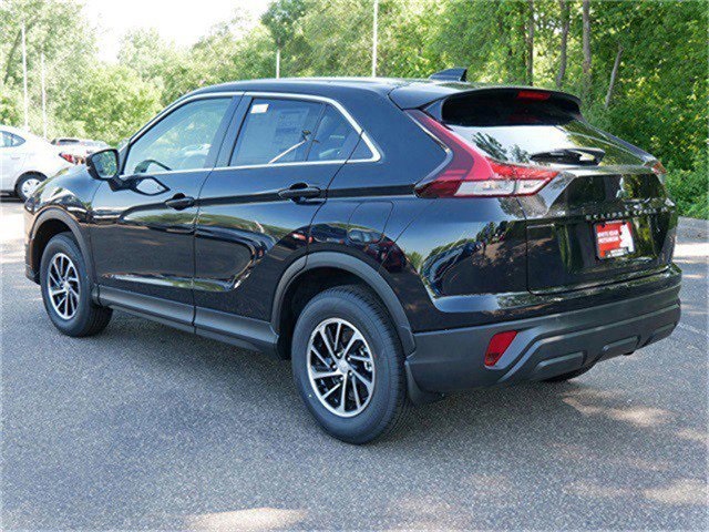 2025 Mitsubishi Eclipse Cross ES photo 2