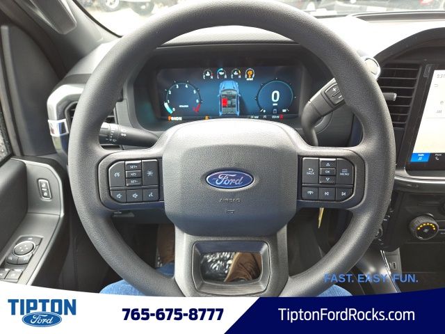 2025 Ford F-150 STX photo 4