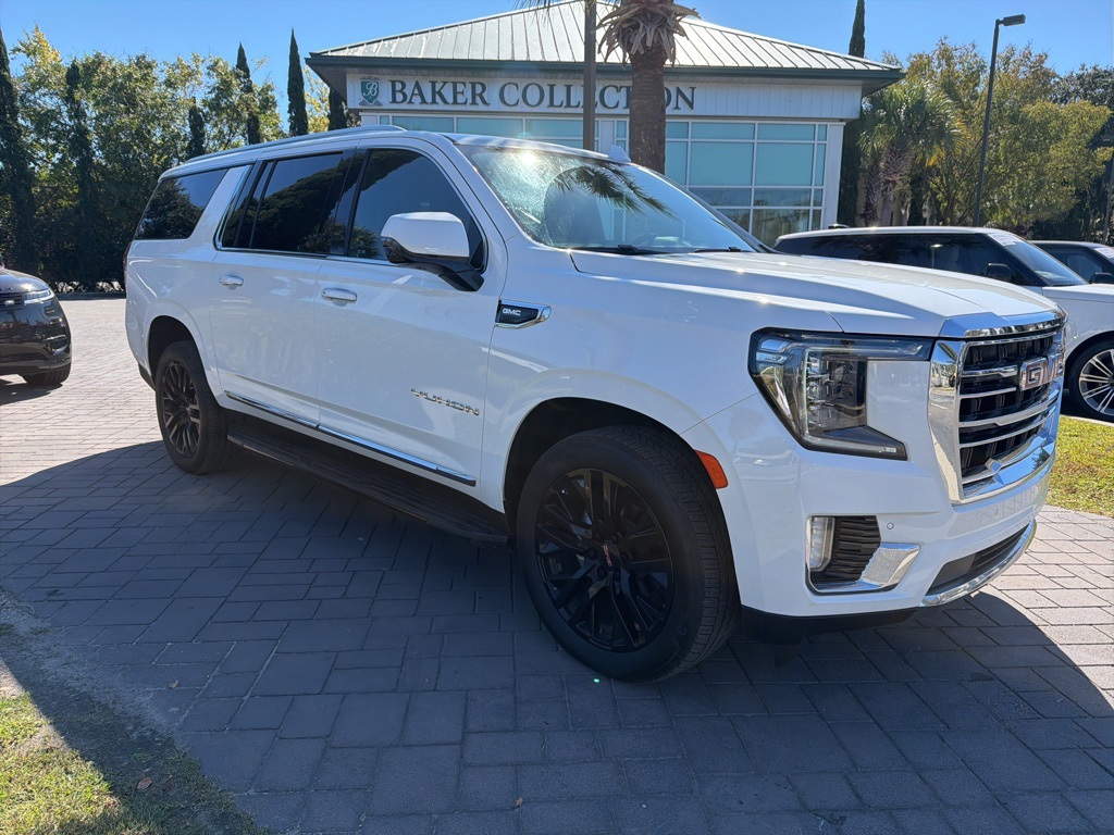 2021 Gmc Yukon XL SLT photo 2