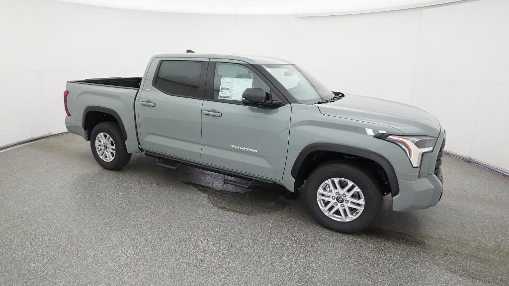 2025 Toyota Tundra SR5 photo 25