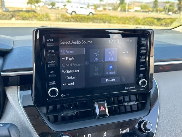 2022 Toyota Corolla Hybrid LE photo 10