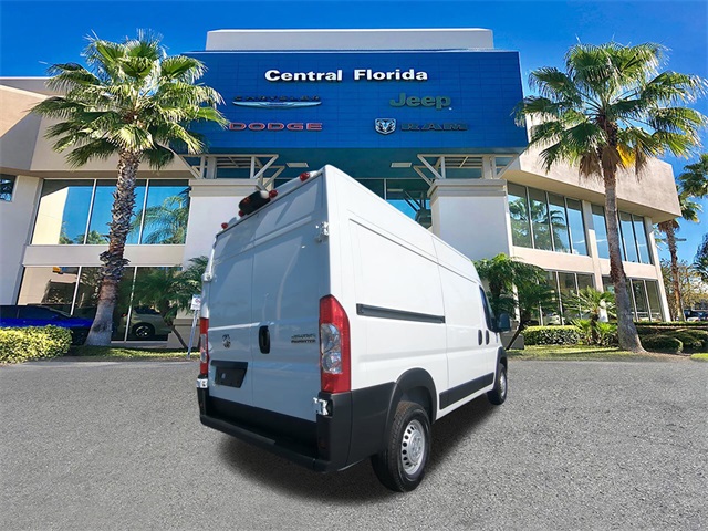 2026 Ram ProMaster 2500 photo 3