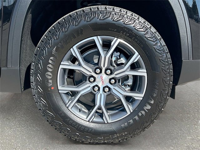 2026 Gmc Acadia AT4 photo 17