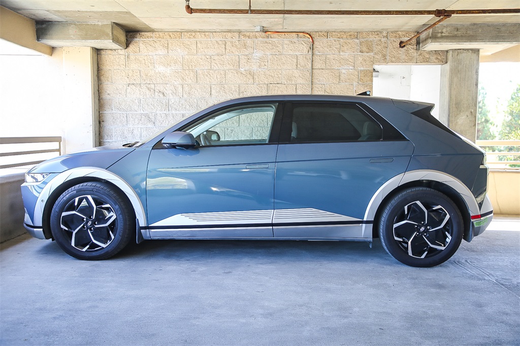 2023 Hyundai Ioniq 5 Limited photo 2