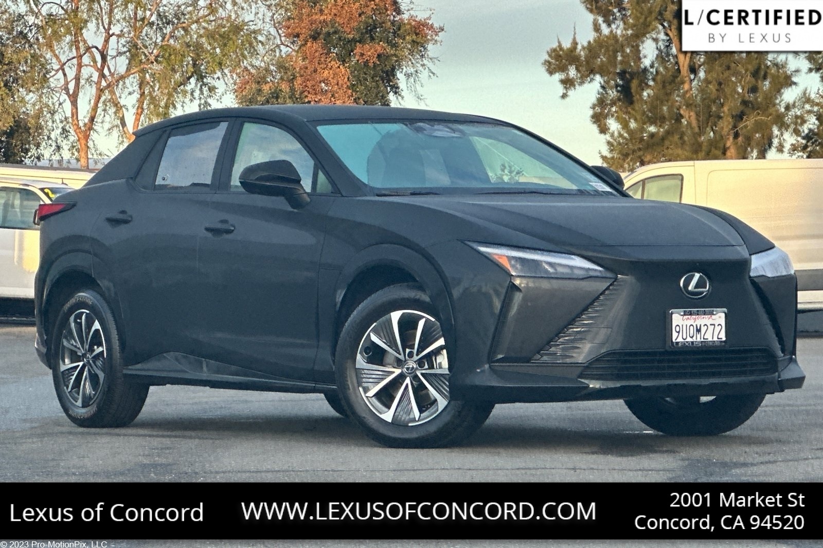 2025 Lexus RZ Premium's photo