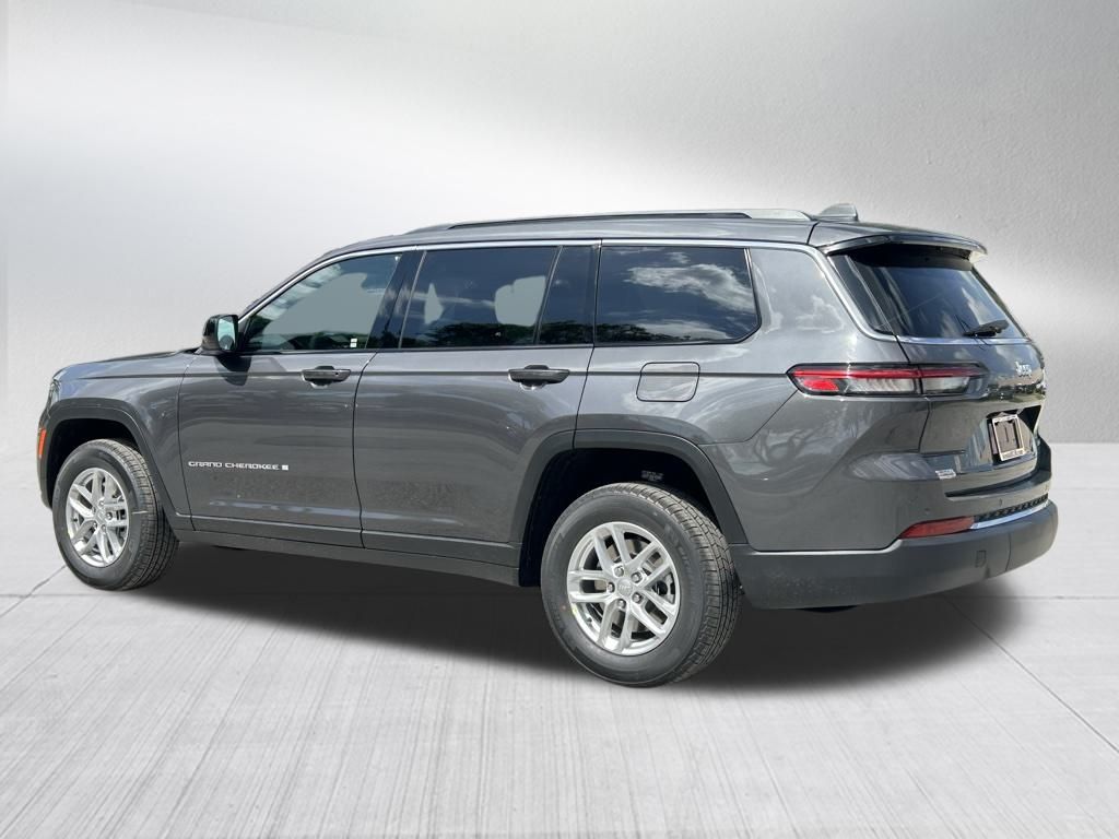 2025 Jeep Grand Cherokee Laredo X photo 6