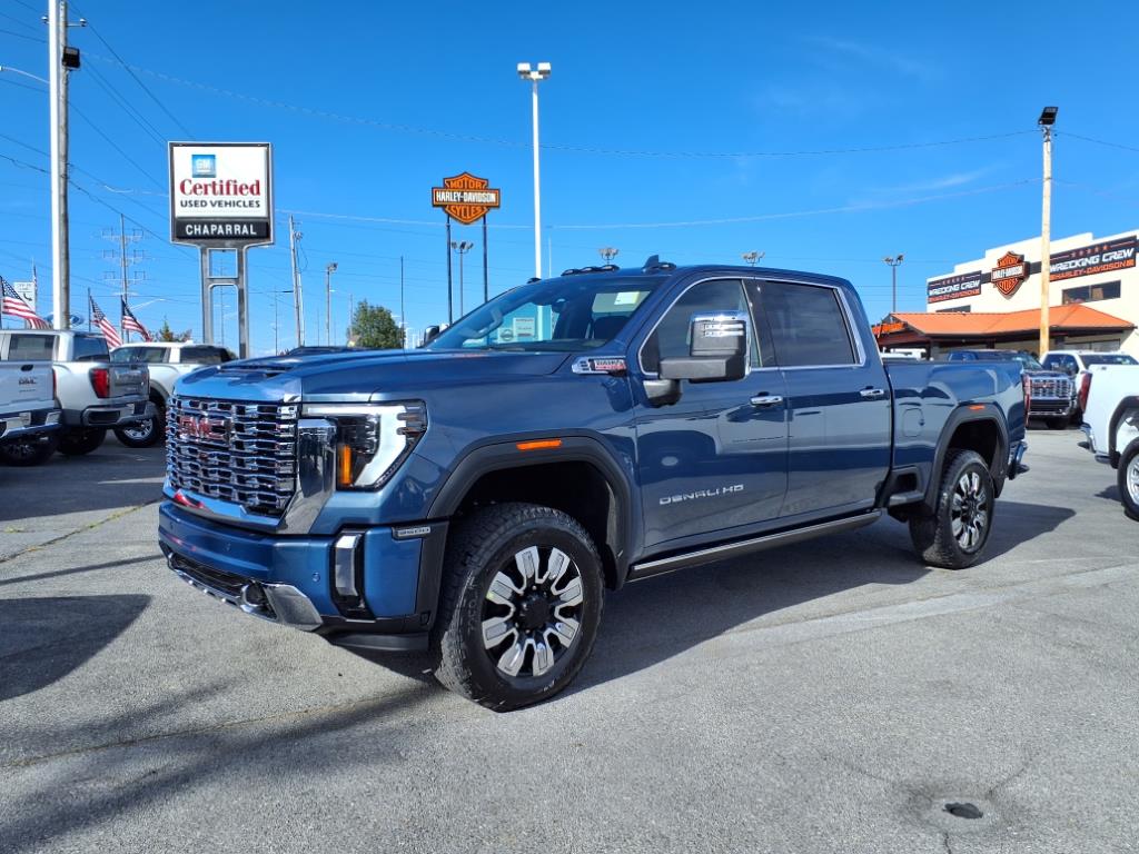 2026 GMC Sierra 2500HD Denali's photo