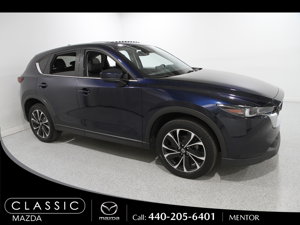 2022 Mazda CX-5 S Premium package's photo