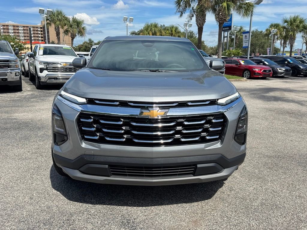 2026 Chevrolet Equinox LT photo 2