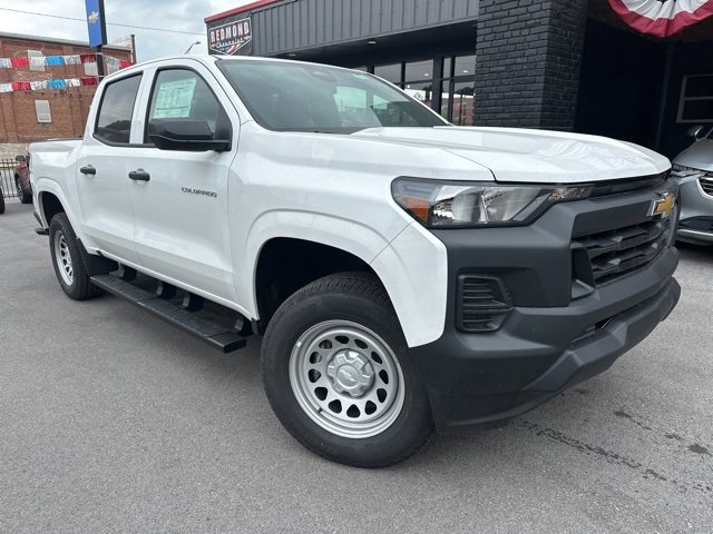 2025 Chevrolet Colorado LT photo 3