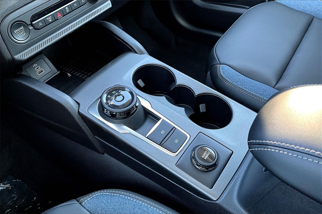 2025 Ford Bronco Sport Outer Banks photo 12