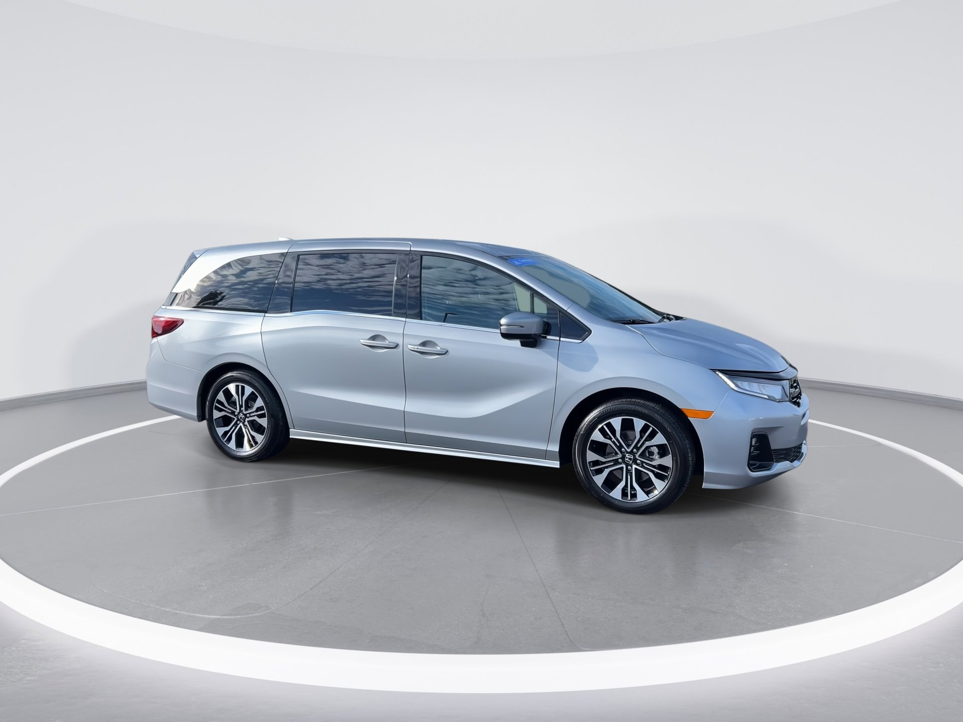 2025 Honda Odyssey Elite photo 2