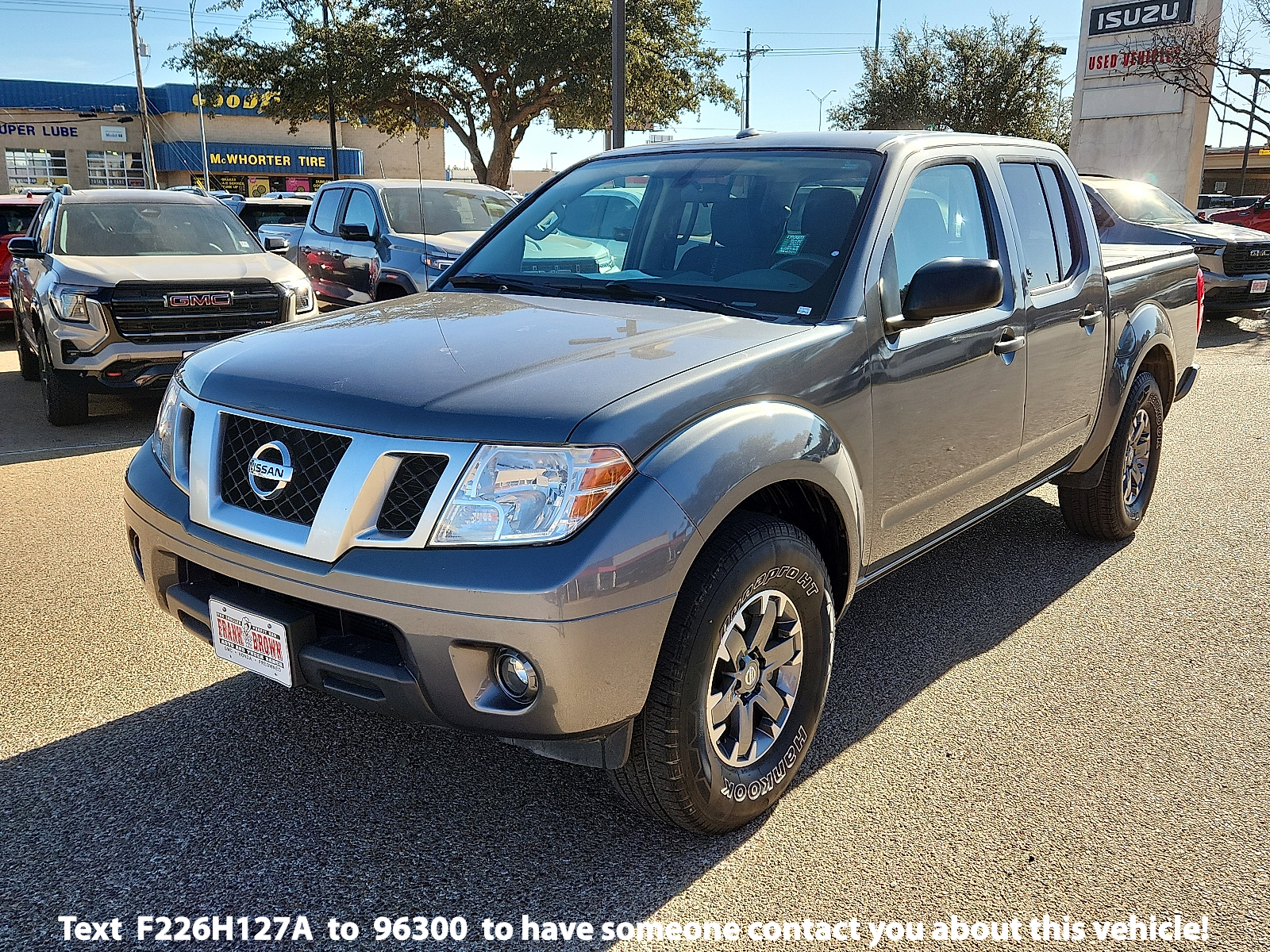 2017 Nissan Frontier Desert Runner's photo