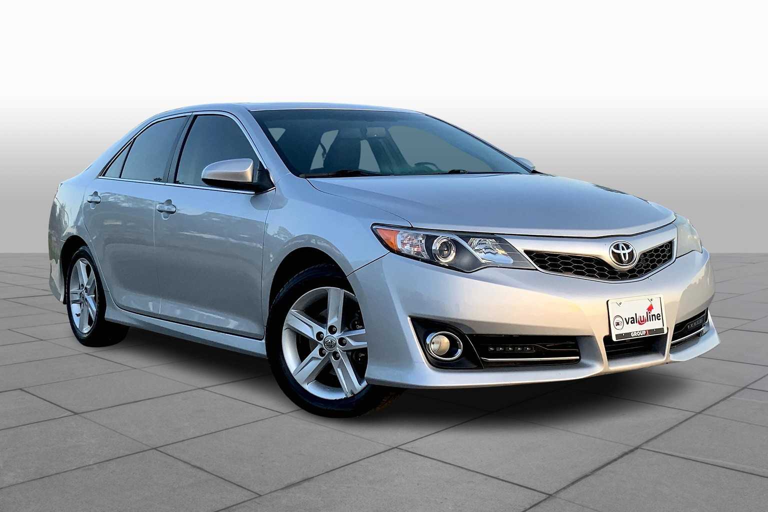 Used 2014 Toyota Camry SE with VIN 4T1BF1FKXEU855175 for sale in Richmond, TX