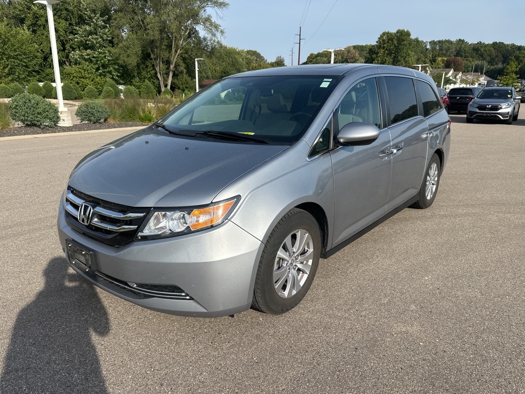 2016 Honda Odyssey EX photo 11
