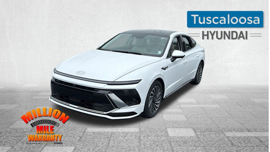 2025 Hyundai Sonata Hybrid Limited photo 3