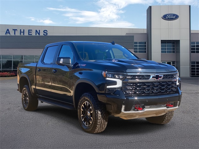 2025 Chevrolet Silverado 1500 ZR2's photo