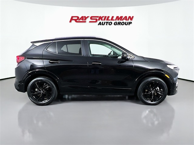2024 Buick Encore GX Sport Touring photo 8