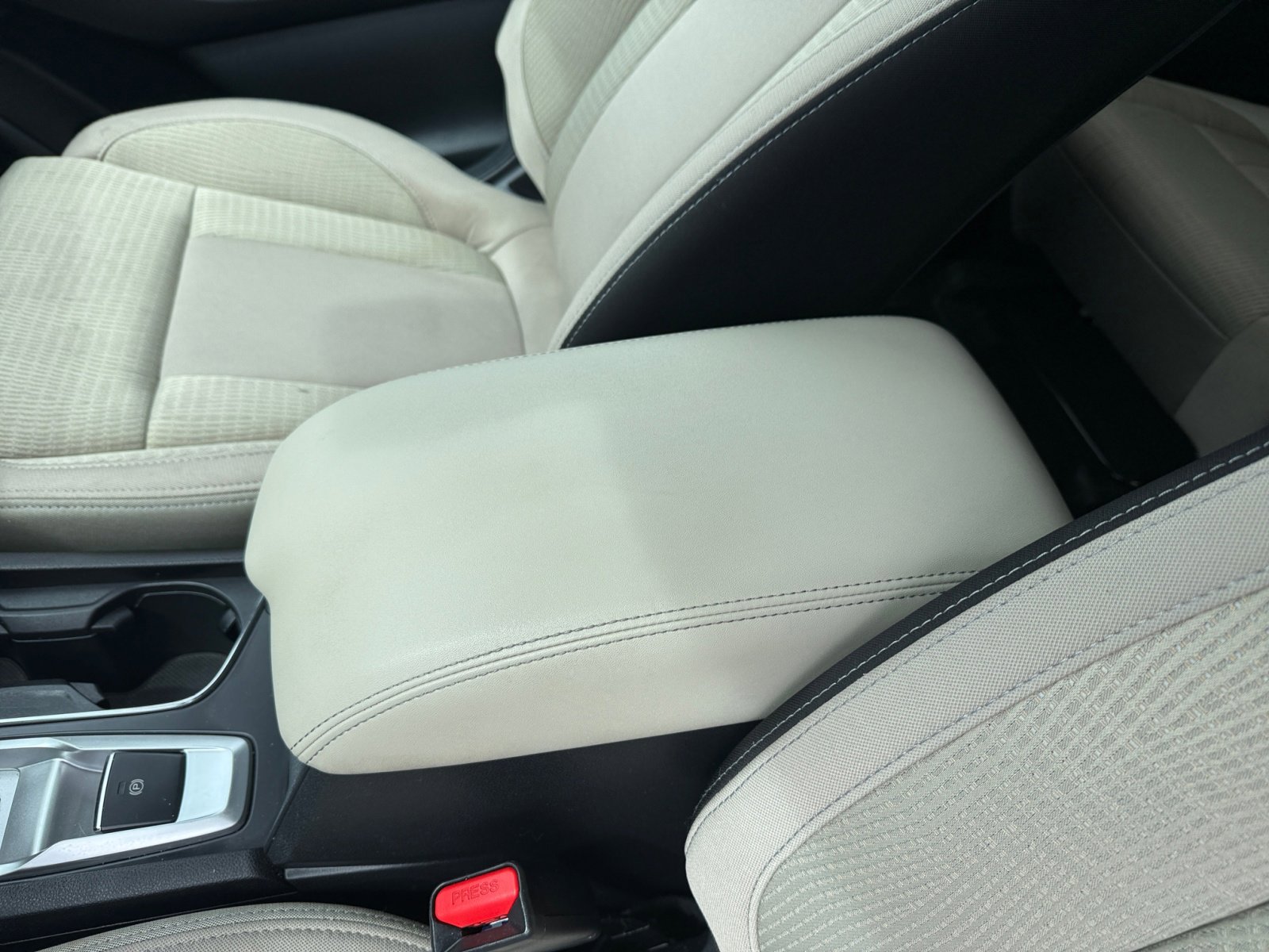 2023 Subaru Ascent Premium photo 14