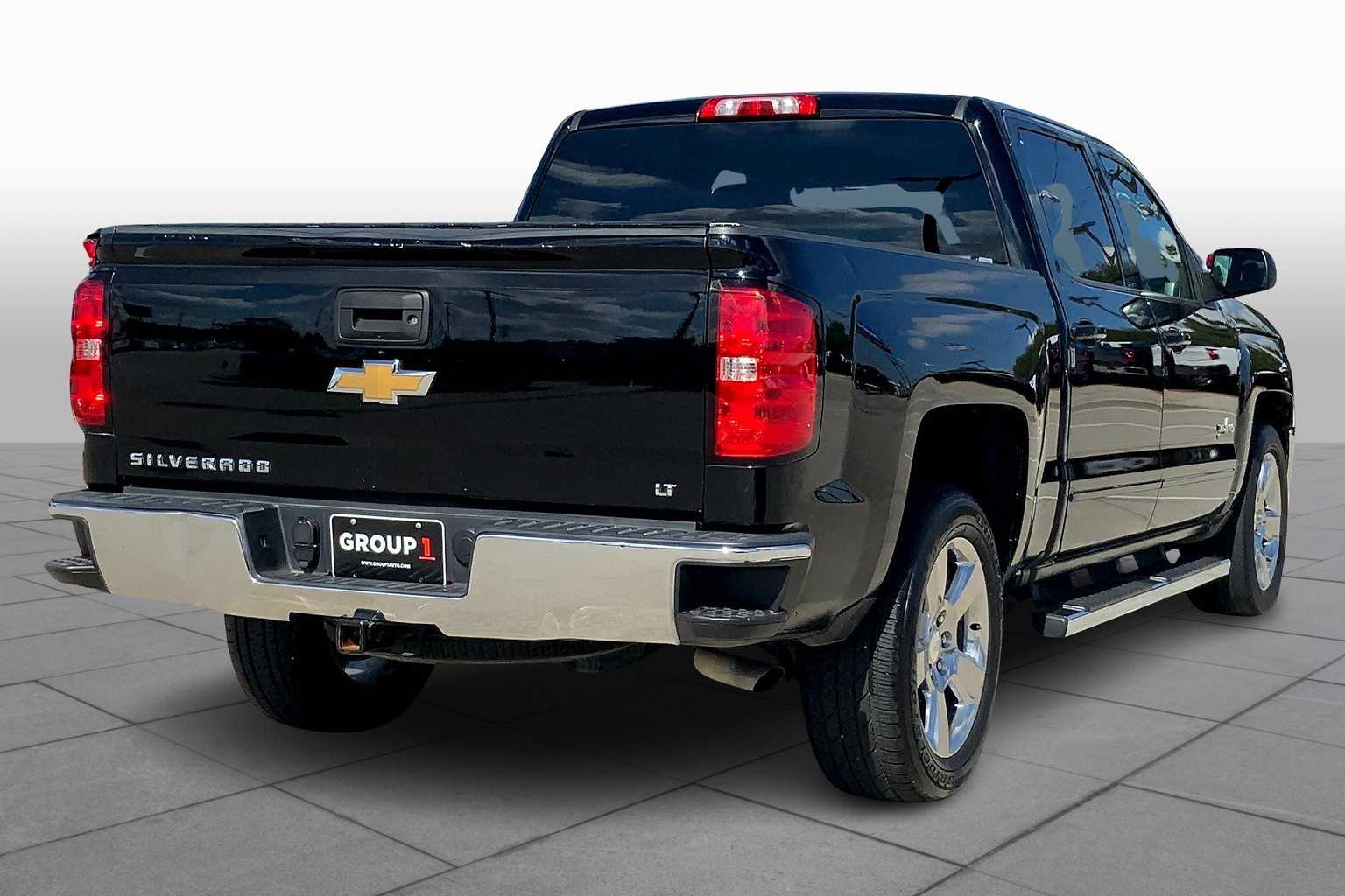 2017 Chevrolet Silverado 1500 LT photo 9
