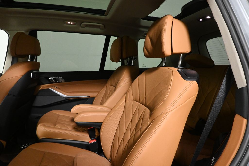 2024 Bmw X7 xDrive40i photo 3