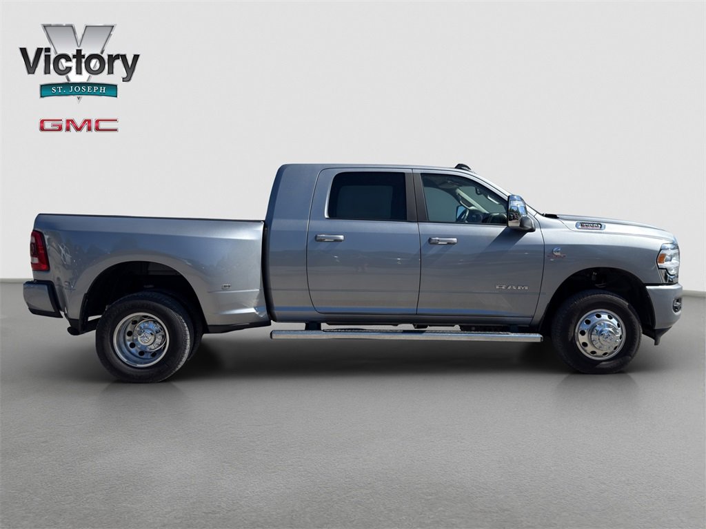 2024 Ram 3500 Laramie photo 18