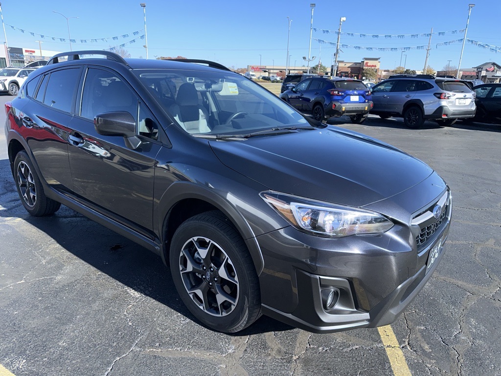 2019 Subaru Crosstrek 2.0i Premium photo 3