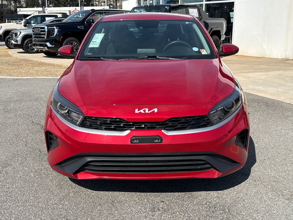 Used 2024 Kia Forte LXS with VIN 3KPF24AD8RE745127 for sale in Macon, GA