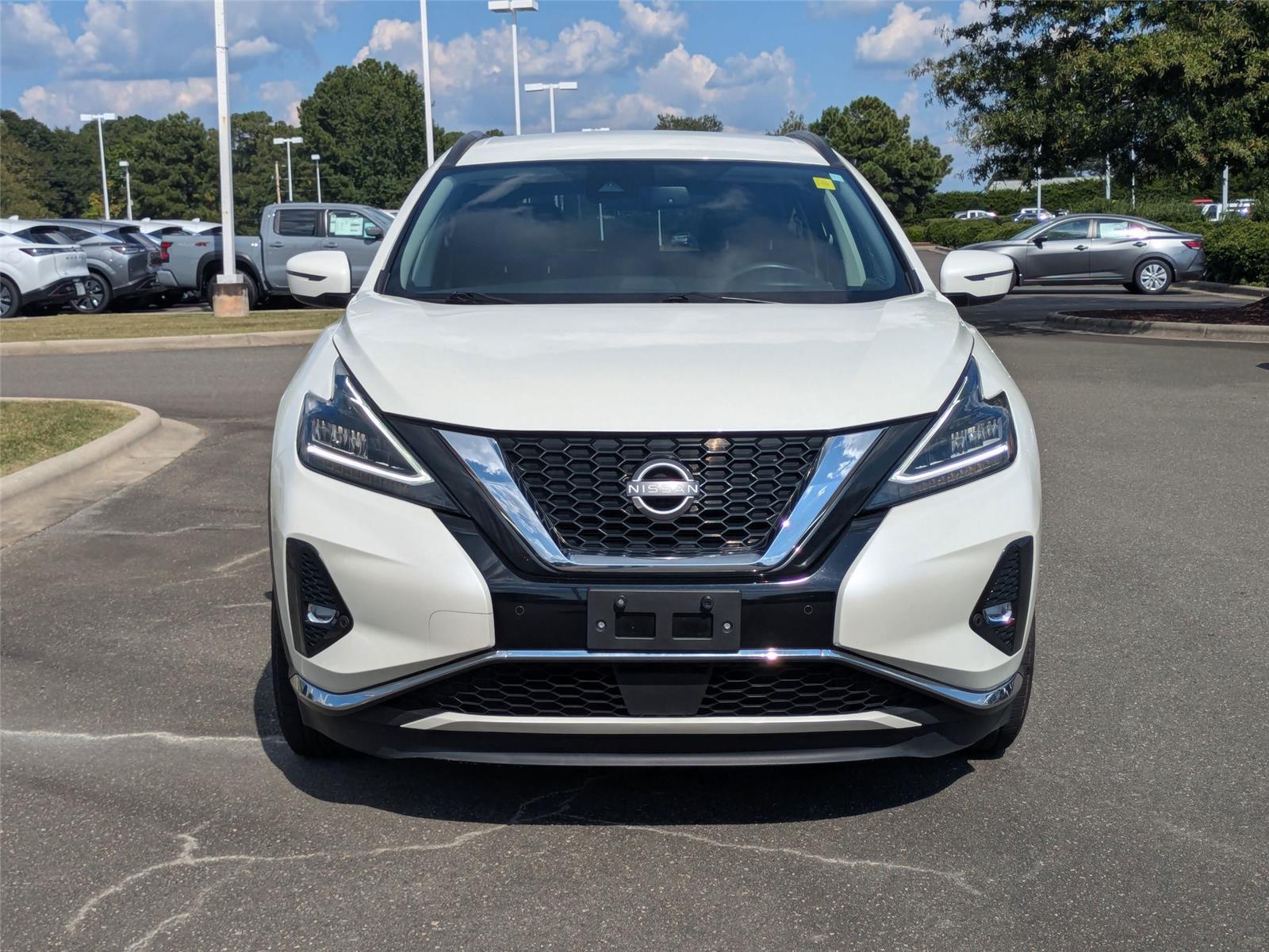 2023 Nissan Murano SV photo 3