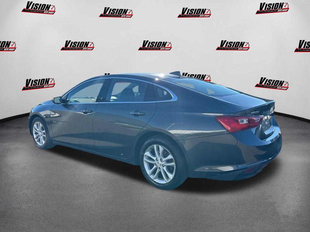 2017 Chevrolet Malibu 1LT photo 7