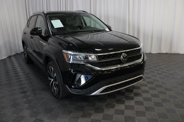 2024 Volkswagen Taos SE photo 23